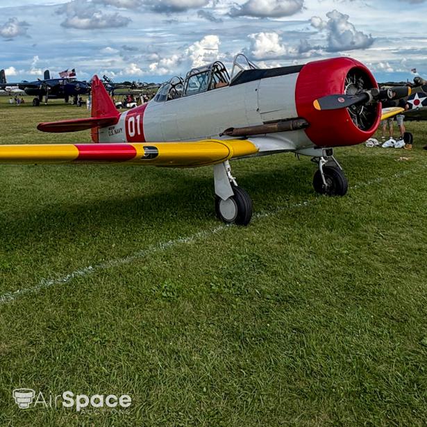 CANADIAN CAR & FOUNDRY HARVARD MKIV aircraft image
